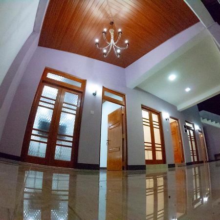 Innovick Residence Kandy Luaran gambar