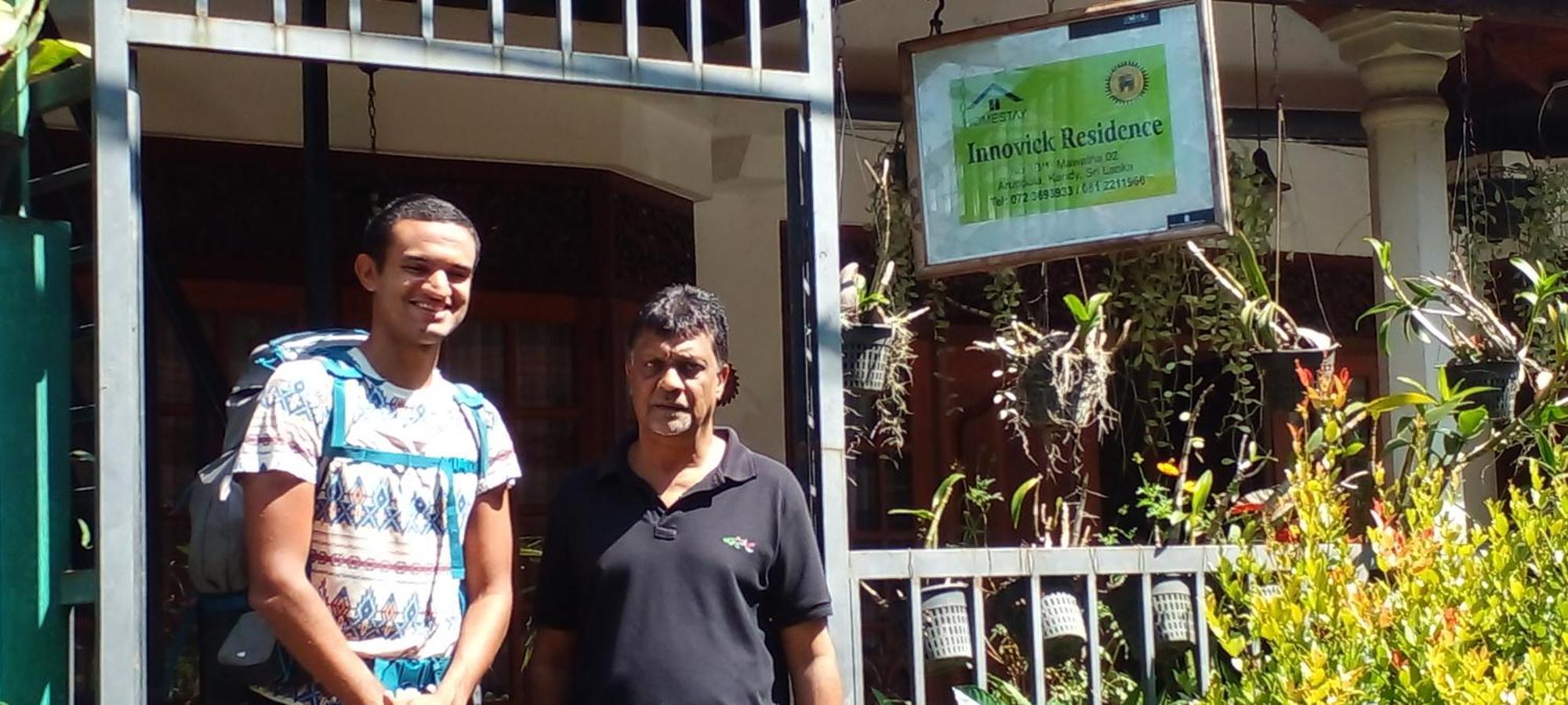 Innovick Residence Kandy Luaran gambar