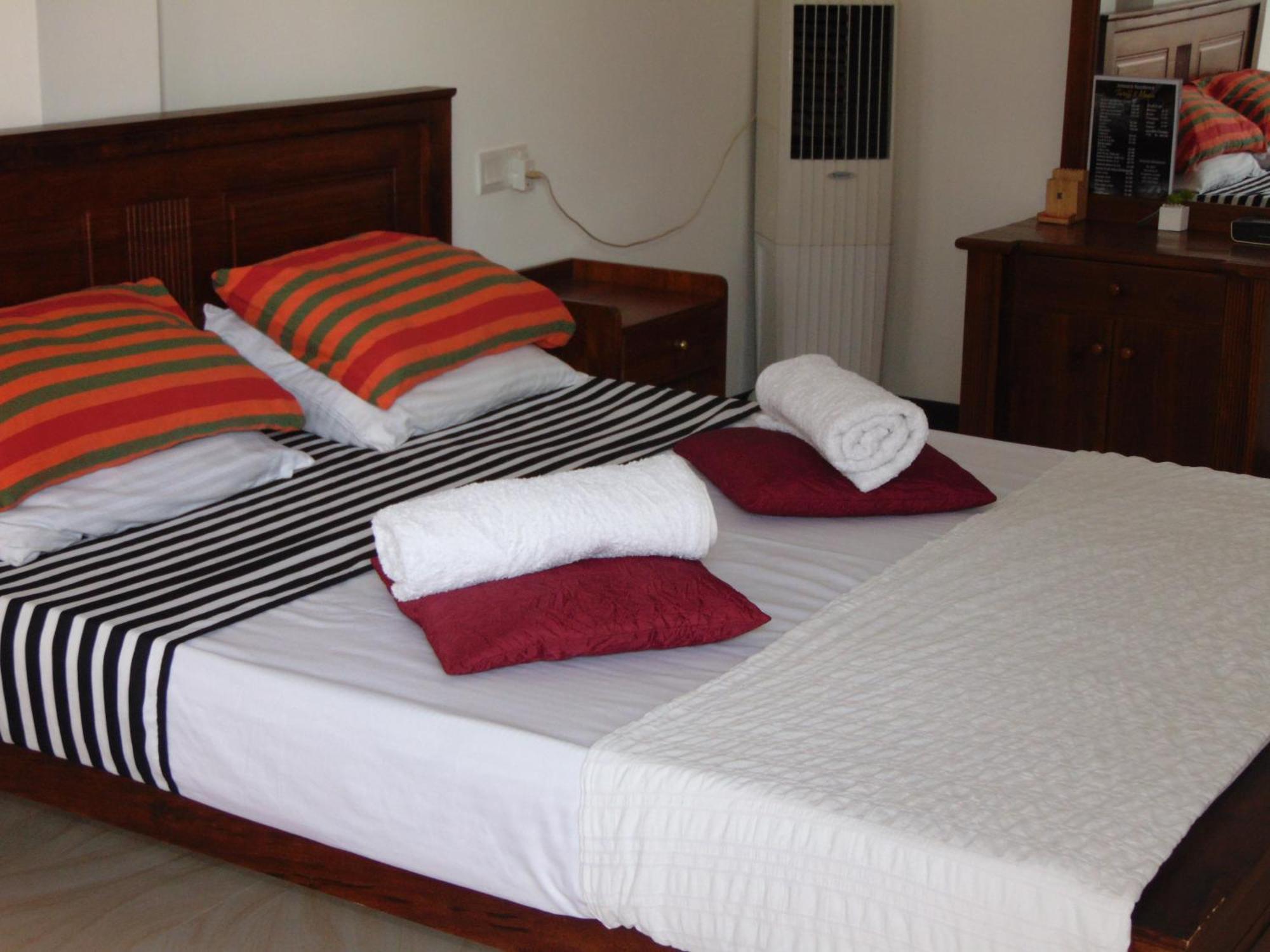 Innovick Residence Kandy Luaran gambar