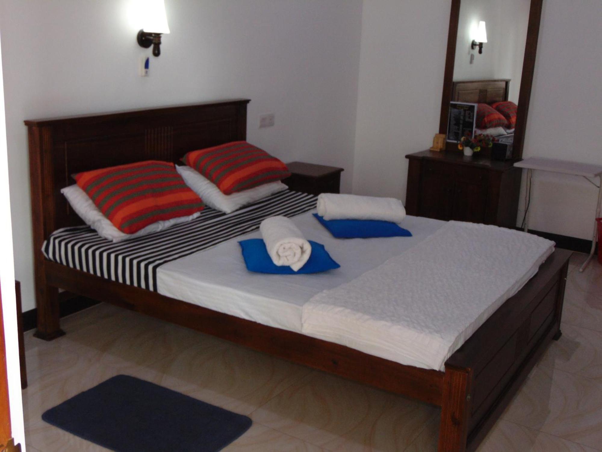 Innovick Residence Kandy Luaran gambar